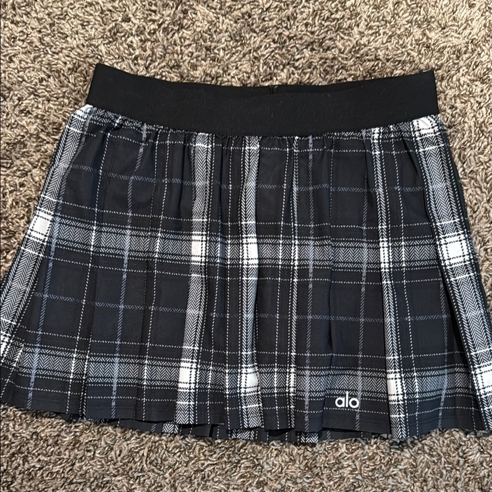 Alo Yoga varsity tennis skirt
